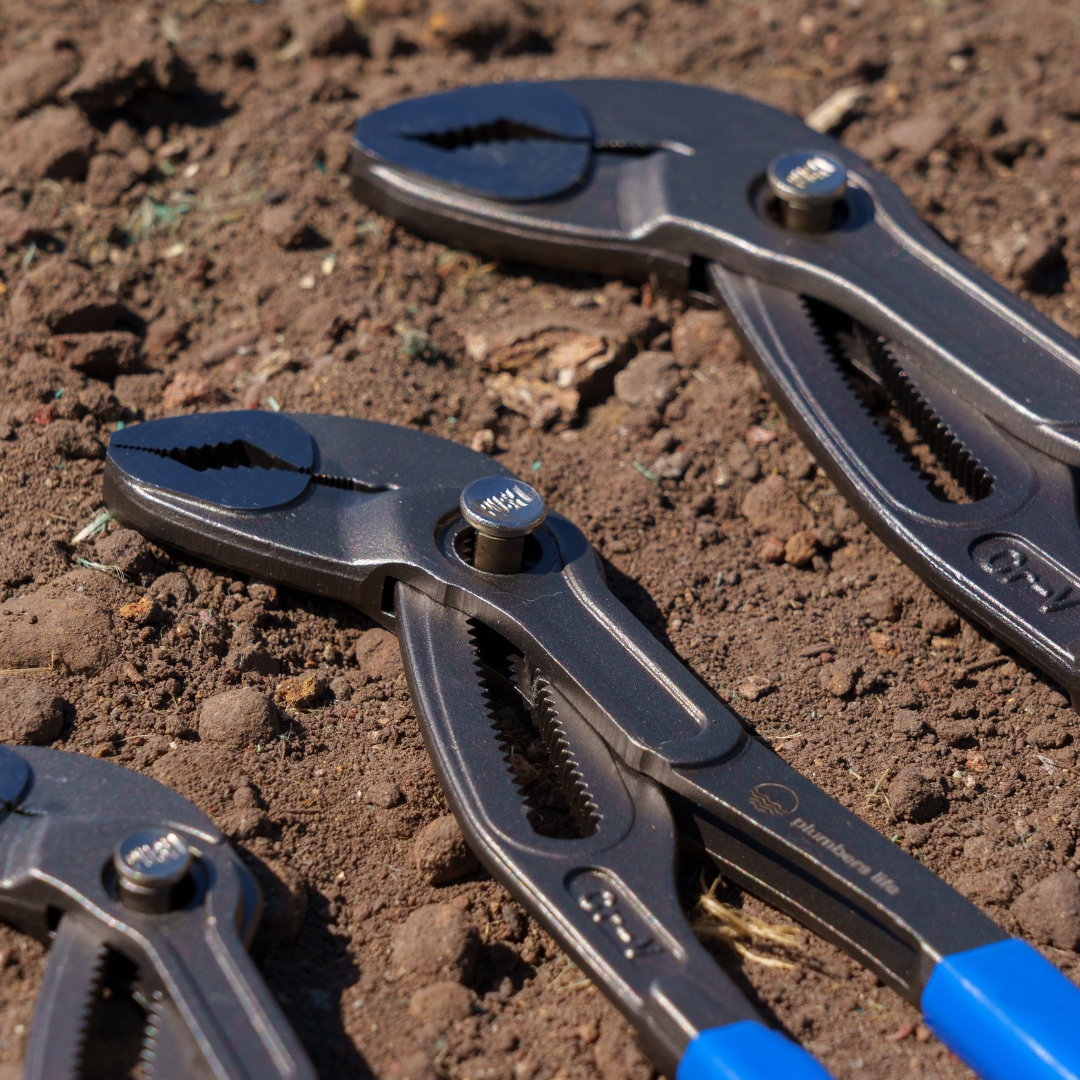 Plumbers Life Multi-Grip Water Pump Pliers